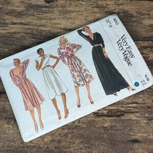 Vintage Vogue 8053 Sewing Pattern Easy Dress Size C Uncut Complete 8053